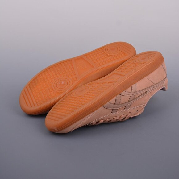 NWT Onitsuka Tiger Tokuten Diamond Red Sneakers - Picture 3 of 9